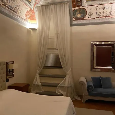 Luxury Frescoed In The Center * Florence