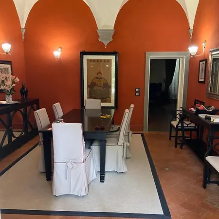 Apartment Luxury Frescoed In The Center Florence