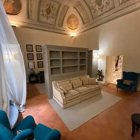 Apartment Luxury Frescoed In The Center *